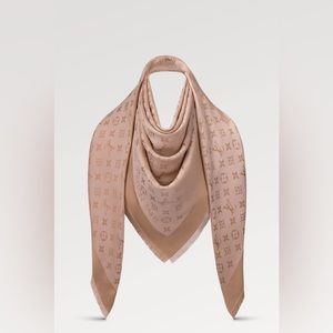 NWOT Louis Vuitton LV Monogram Denim Shawl Scarf in Beige Rose